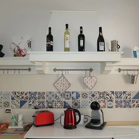 La Casetta-centrale-parcheggio Gratuito פומפיי