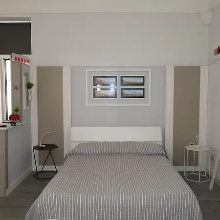 La Casetta-centrale-parcheggio Gratuito