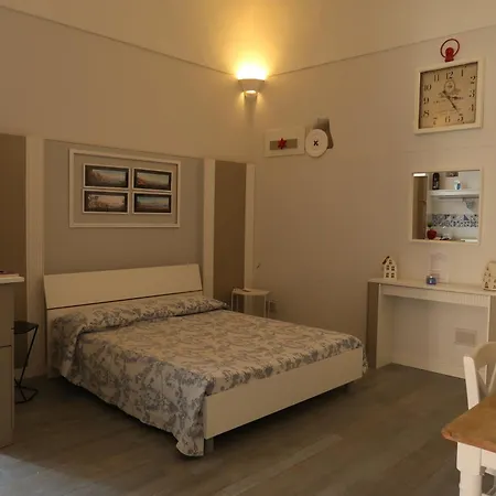 Holiday home La Casetta-centrale-parcheggio Gratuito
