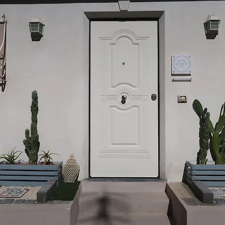 La Casetta-centrale-parcheggio Gratuito *