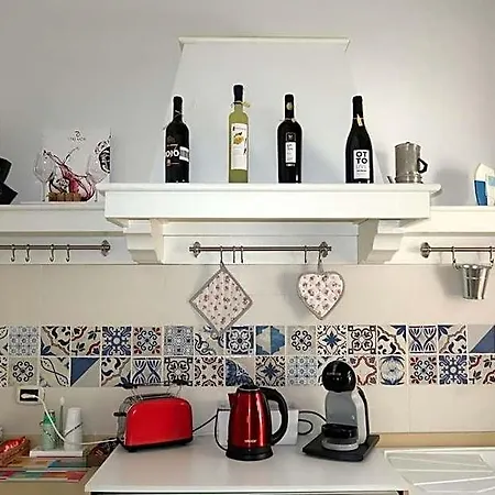 La Casetta-centrale-parcheggio Gratuito Vakantiehuis *