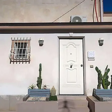 La Casetta-centrale-parcheggio Gratuito Ferienhaus