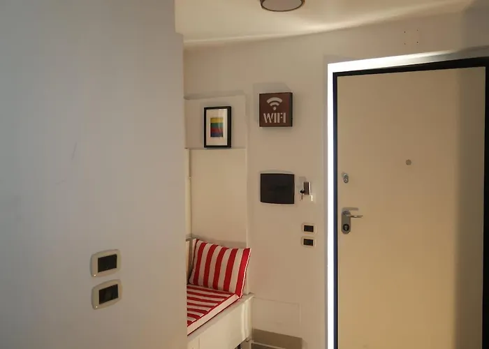 La Casetta-centrale-parcheggio Gratuito Помпеї